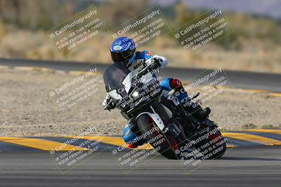 media/Dec-17-2022-SoCal Trackdays (Sat) [[224abd9271]]/Turn 7 Set 1 (1125am)/